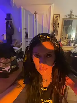 luxxlola online show from 5, 7, 2026