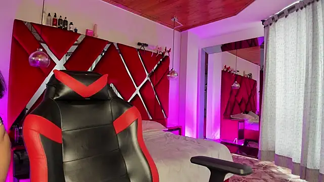 Snapshot of Lucia_24x chatting on 20, 3, 2026 Lucia 24x online show from 20, 3, 2026