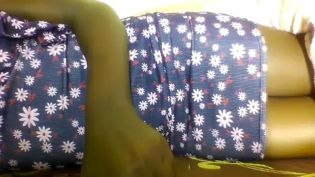 Snapshot of mbaliNzimande chatting on 28, 2, 2026 mbaliNzimande online show from 28, 2, 2026