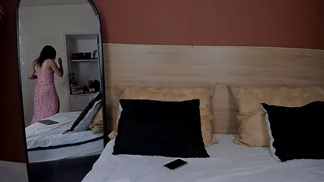 Snapshot of scarlett25__ chatting on 13, 3, 2026 scarlett25 online show from 13, 3, 2026