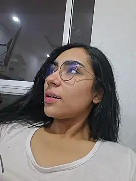 scarlett25   online show from 2, 5, 2026