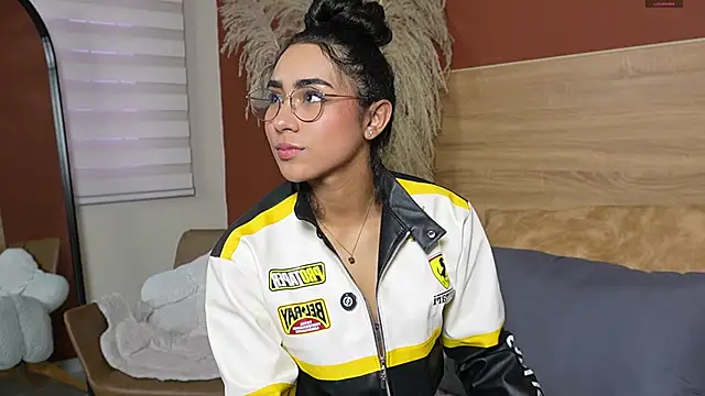 scarlett25   online show from 7, 5, 2026