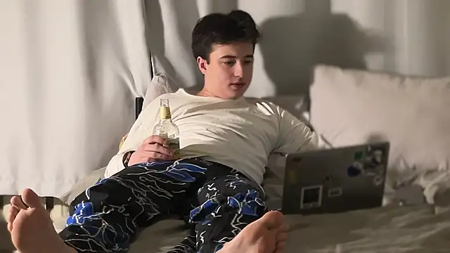 Snapshot of coolskum0 chatting on 15, 3, 2026 coolskum0 online show from 15, 3, 2026