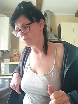AliceSwan57 online show from 18, 5, 2026