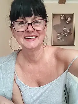 AliceSwan57 online show from 15, 6, 2026