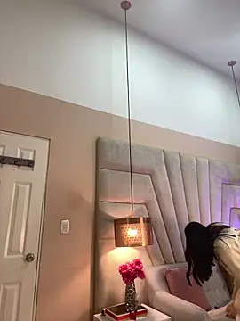 JuliaaVega online show from 25, 2, 2026