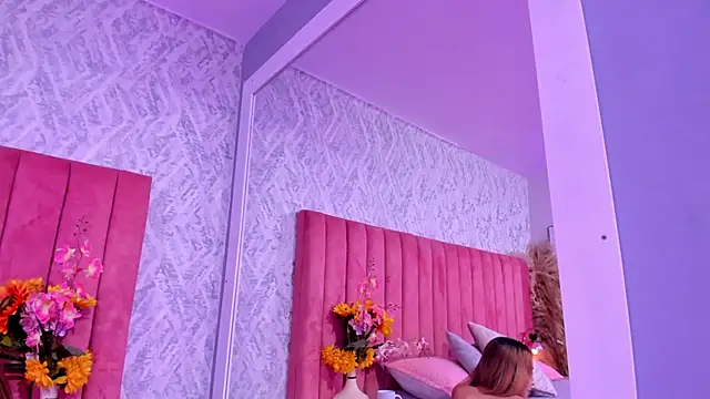 Snapshot of chiarabonds chatting on 6, 2, 2026 chiarabonds online show from 6, 2, 2026