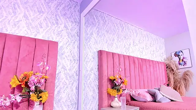 Snapshot of chiarabonds chatting on 13, 2, 2026 chiarabonds online show from 13, 2, 2026