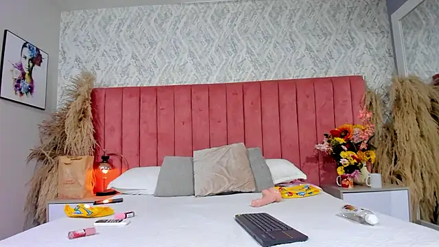 Snapshot of chiarabonds chatting on 8, 3, 2026 chiarabonds online show from 8, 3, 2026