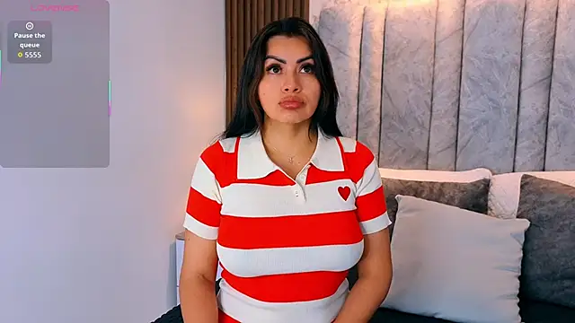 Snapshot of naomy_smithxx chatting on 6, 3, 2026 naomy smithxx online show from 6, 3, 2026