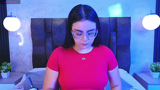 vicky grey online show from 27, 6, 2026