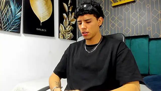Tobias Vega online show from 7, 5, 2026