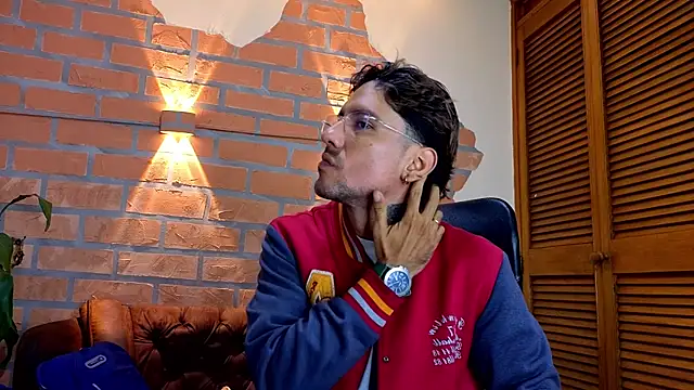 Snapshot of mister_eithan chatting on 7, 2, 2026 mister eithan online show from 7, 2, 2026