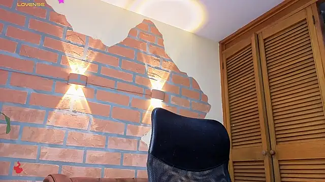 Snapshot of mister_eithan chatting on 4, 3, 2026 mister eithan online show from 4, 3, 2026