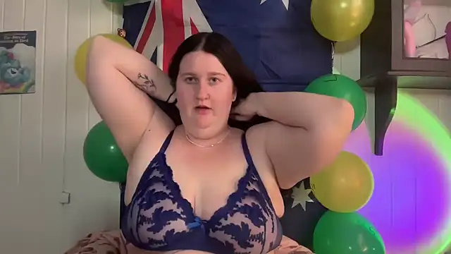 xopeachybaby online show from 3, 7, 2026