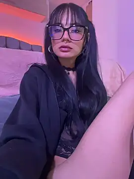 Snapshot of _Lucycherry chatting on 3, 2, 2026 Lucycherry online show from 3, 2, 2026