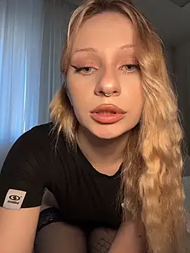 DayaFoxy online show from 2, 3, 2026