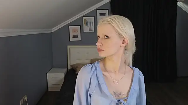 Naomi Demio online show from 13, 2, 2026