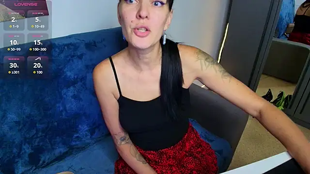 Agata  Moore online show from 31, 7, 2026