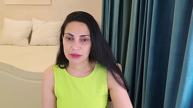 LovelyBeatrice online show from 11, 7, 2026