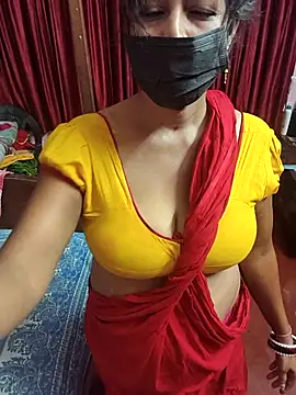 Snapshot of Little-Roshni chatting on 16, 6, 2026 Little-Roshni online show from 16, 6, 2026