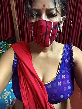 Snapshot of Little-Roshni chatting on 16, 7, 2026 Little-Roshni online show from 16, 7, 2026