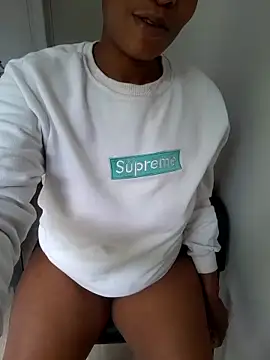 Snapshot of Barbieee1301 chatting on 15, 2, 2026 Barbieee1301 online show from 15, 2, 2026