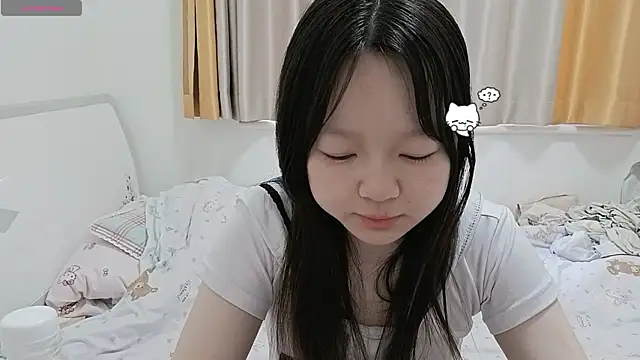 Snapshot of weiwei4999 chatting on 6, 3, 2026 weiwei4999 online show from 6, 3, 2026