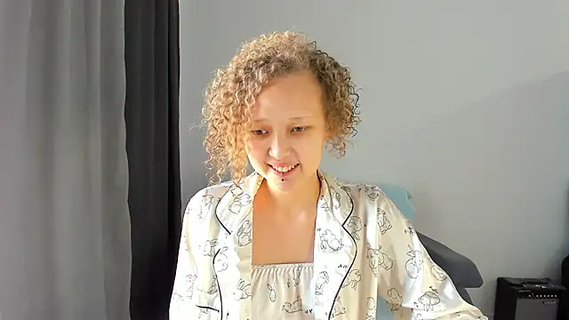 Senya Sol online show from 25, 2, 2026