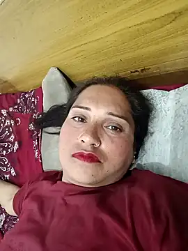 Cute-karisma1234 online show from 6, 3, 2026