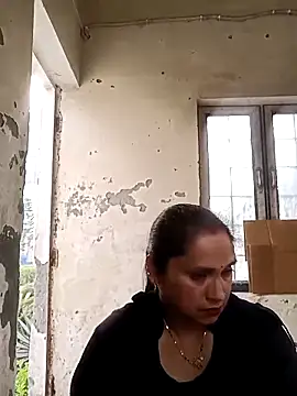 Cute-karisma1234 online show from 23, 3, 2026