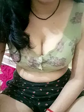 Hot Fiza0 online show from 26, 2, 2026