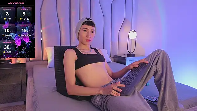 lian cameron online show from 27, 6, 2026