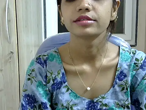 Snapshot of Kulsum_S chatting on 27, 3, 2026 Kulsum S online show from 27, 3, 2026