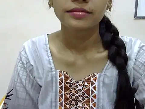 Snapshot of Kulsum_S chatting on 4, 5, 2026 Kulsum S online show from 4, 5, 2026