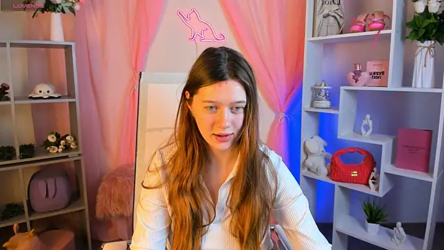 Snapshot of CelestineMauriac chatting on 6, 3, 2026 CelestineMauriac online show from 6, 3, 2026