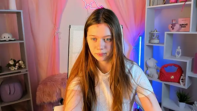 Snapshot of CelestineMauriac chatting on 10, 3, 2026 CelestineMauriac online show from 10, 3, 2026