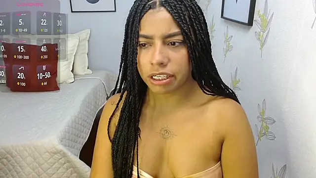 Laia white online show from 30, 4, 2026