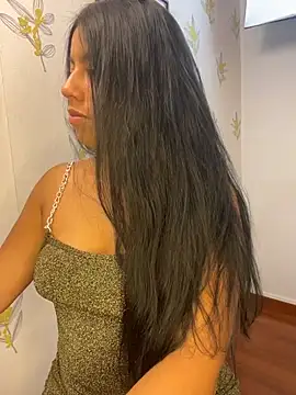 Laia white online show from 7, 5, 2026