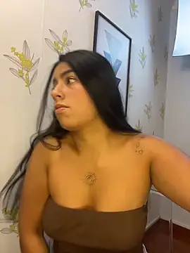 Laia white online show from 8, 5, 2026