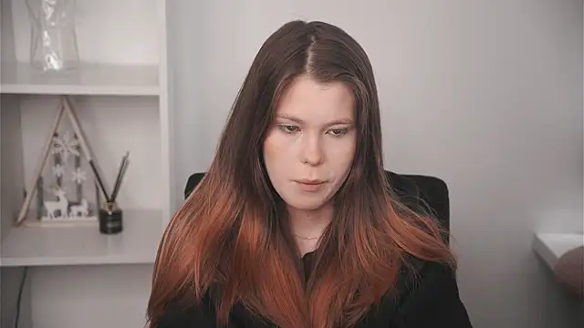 Snapshot of MarnieWootan chatting on 27, 2, 2026 MarnieWootan online show from 27, 2, 2026