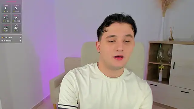 Massimo Fiore online show from 9, 2, 2026