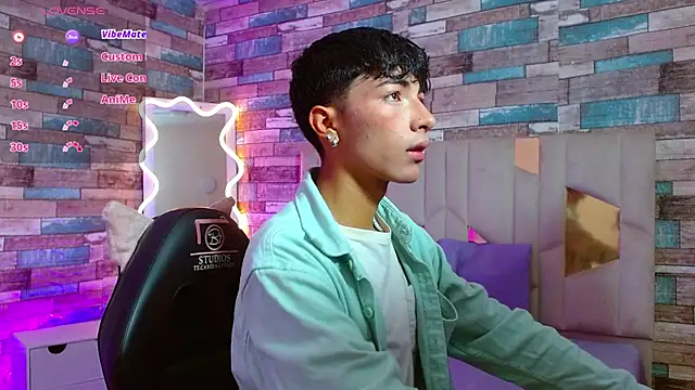 Snapshot of osamu_tay chatting on 6, 3, 2026 osamu tay online show from 6, 3, 2026