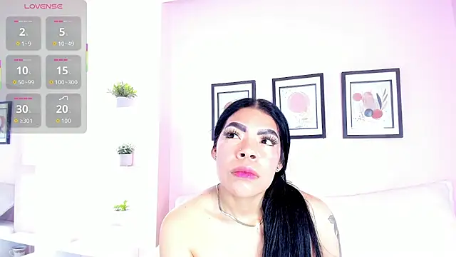 Sophia Salem online show from 3, 2, 2026