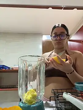 Snapshot of Violetta_pinkk1 chatting on 23, 3, 2026 Violetta pinkk1 online show from 23, 3, 2026