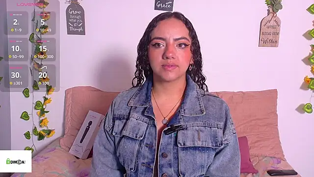 emiily curly online show from 25, 5, 2026