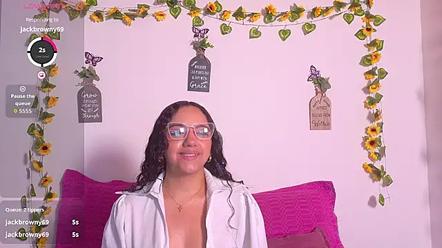emiily curly online show from 17, 7, 2026