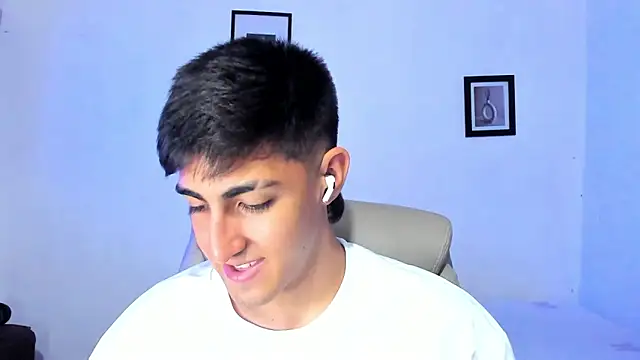 Snapshot of babyted272 chatting on 14, 3, 2026 babyted272 online show from 14, 3, 2026