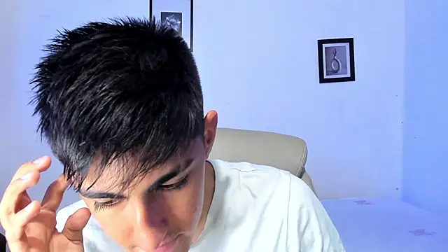 Snapshot of babyted272 chatting on 18, 3, 2026 babyted272 online show from 18, 3, 2026