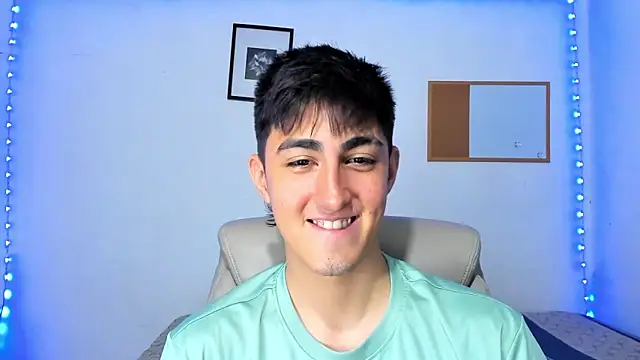 Snapshot of babyted272 chatting on 25, 3, 2026 babyted272 online show from 25, 3, 2026